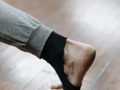 Foot placement during a stabilization exercise on the mat